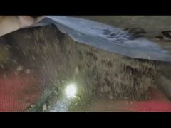 Panel de pantalla de caucho rojo-negro