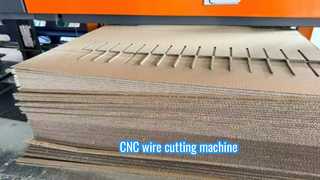 Máquina de corte de alambre CNC