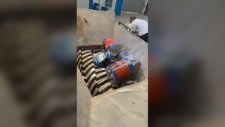 Trituradora de tambor metálico de doble eje para aumentar la eficiencia de fundición