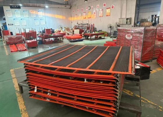 Mining Self Cleaning Screen Mesh for Sticky Material Separation