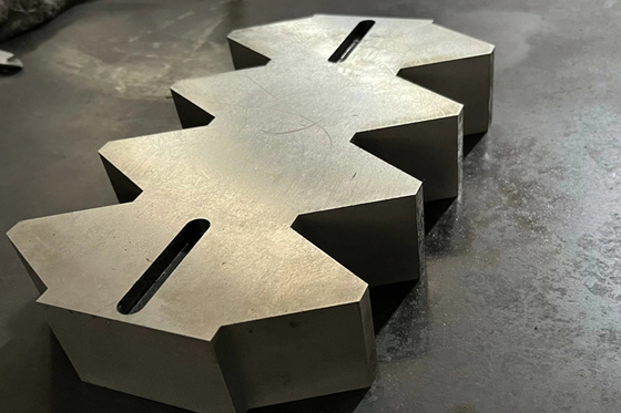Cuchillas de trituradora de material D2 para la máquina de retirada de reciclaje de neumáticos