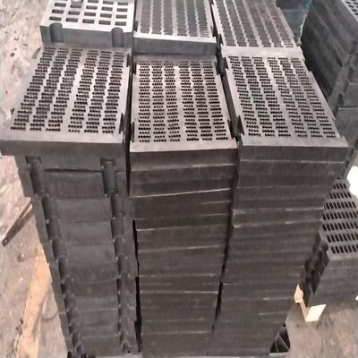 Panel de pantalla de caucho reforzado con acero de 120 mm de apertura y 70 mm de espesor para cribado grueso