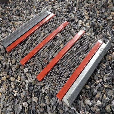 Mallas de alambre autolimpiante con 3,18 mm-17,15 mm de apertura para un 40% de mayor rendimiento y un 30% más de área abierta