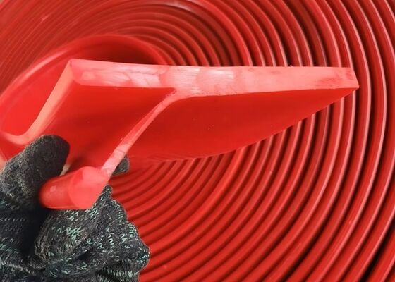 Cinturón transportador Tabla de trenzas de uretano Negro de color de alta tracción Usos para el manejo de granel