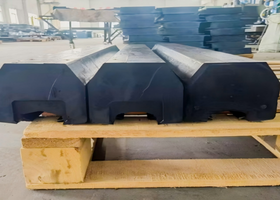 Revestimientos de caucho de larga duración para molinos de bolas en la industria de separación de minerales
