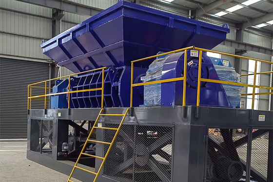 Trituradora de doble eje de 380V/50Hz para la planta europea de reciclaje