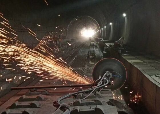 Cortadora de muro hidráulica para corte de hormigón armado preciso y con bajas vibraciones